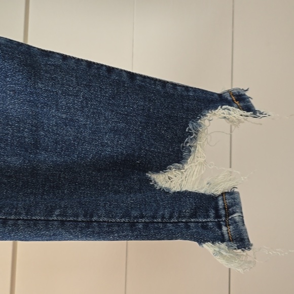 Risen Cross Over Button Distressed Jeans - Picture 3 of 9